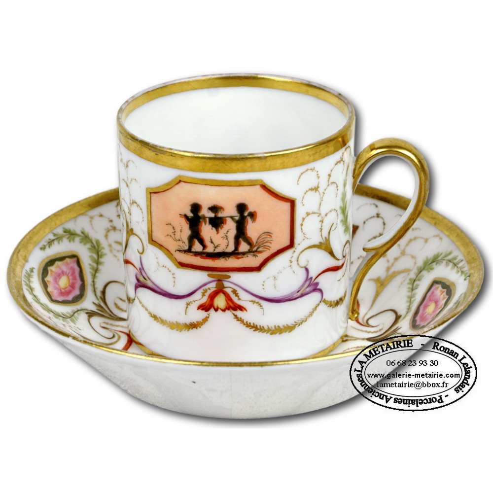 PARIS - Manufacture INDÉTERMINÉE - TASSE litron et sa SOUCOUPE - Ep. FIN XVIIIe
