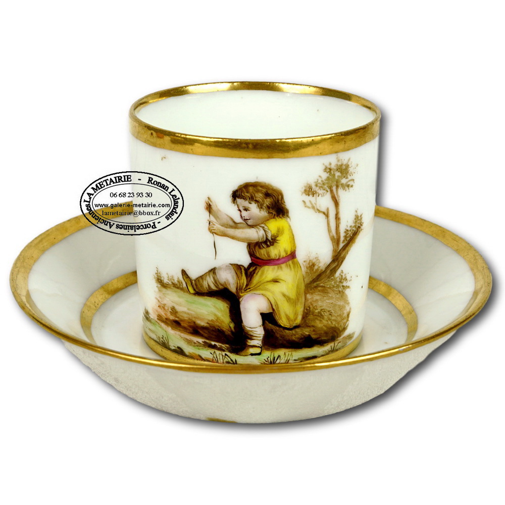 PARIS - Manufacture INDETERMINEE - TASSE "Litron" et sa SOUCOUPE - Ep. XVIIIe