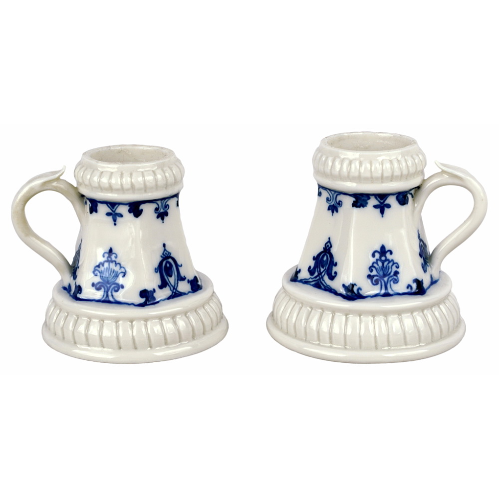 RARE PAIRE DE PETITS BOUGEOIR en porcelaine-Didier GARDILLOU
