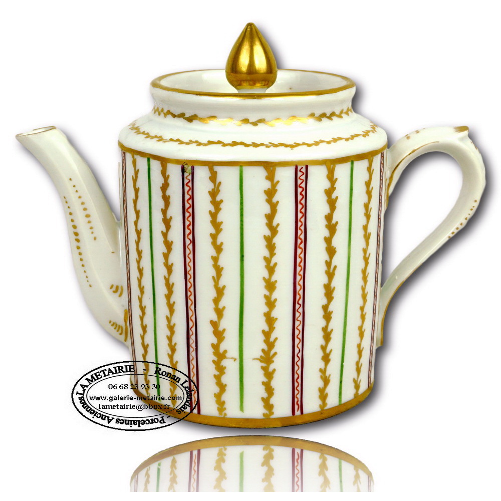 THEIERE-CAFETIERE en porcelaine de BORDEAUX - ATELIER des VERNEUILH - Ep. XVIIIe