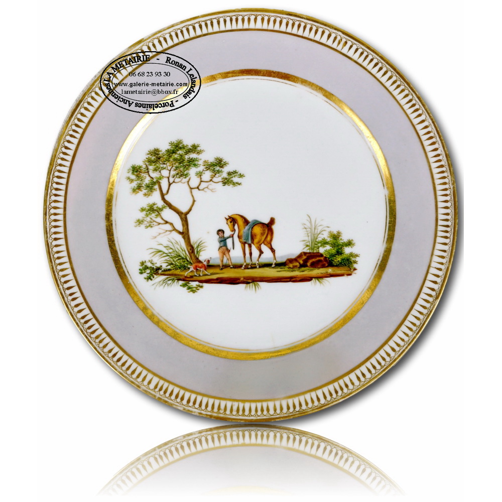 ASSIETTE en porcelaine de PARIS - Manufacture de DAGOTY à PARIS - Ep. DÉBUT XIXe