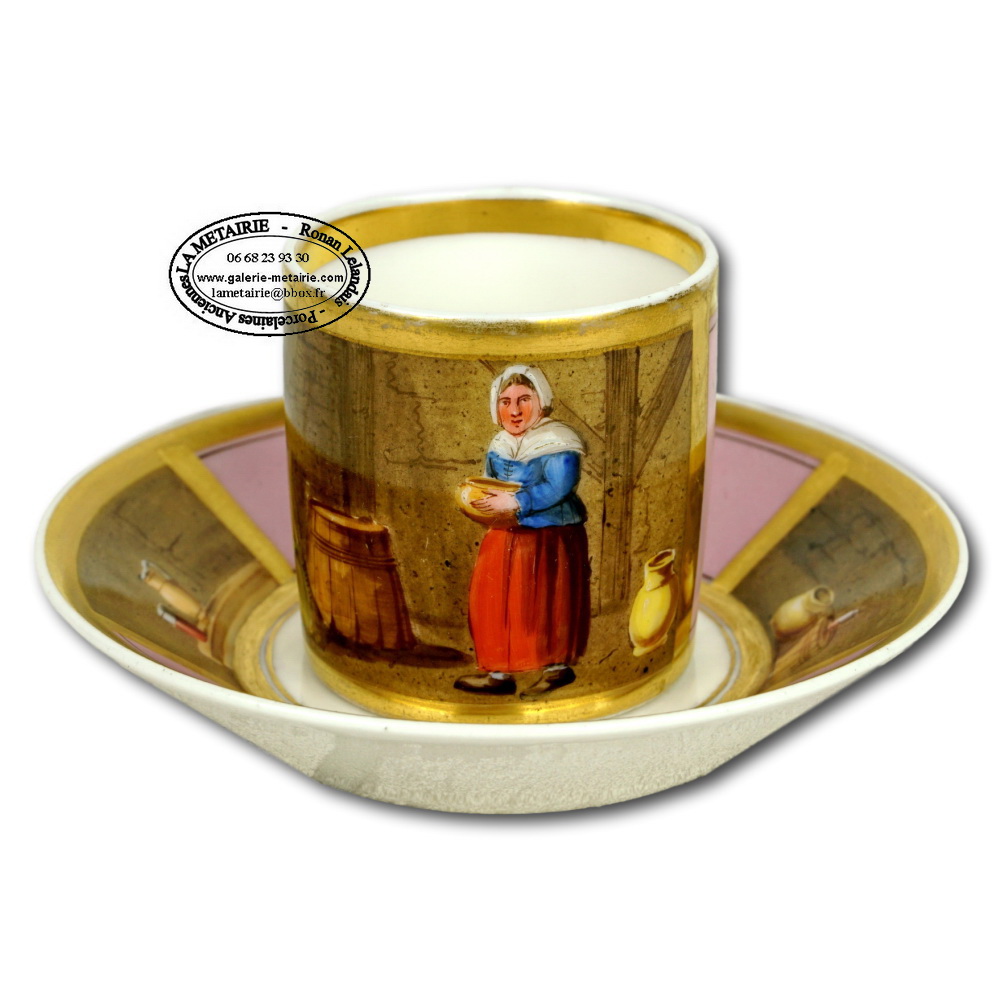 FRANCE - Manufacture INDÉTERMINÉE - Attribuée à PARIS - TASSE et sa SOUCOUPE - Ep. DÉBUT XIXe