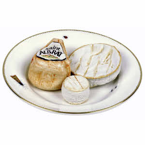 ASSIETTE TROMPE L'OEIL aux "FROMAGES" en porcelaine de Didier GARDILLOU 