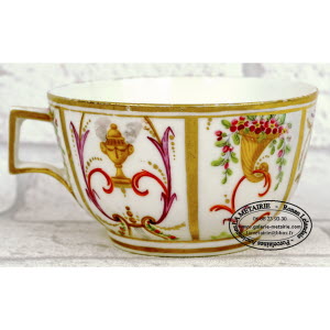 PARIS-Rue-THIROUX-TASSE_a_THE-4