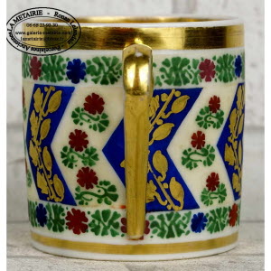 PARIS-TASSE_et_sa_SOUCOUPE-fond_vert-_2