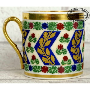 PARIS-TASSE_et_sa_SOUCOUPE-fond_vert-_3