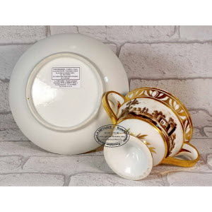 PARIS_Tasse_et_soucoupe_a_2_anses_10