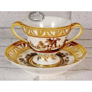 PARIS_Tasse_et_soucoupe_a_2_anses_2