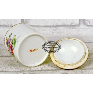 POT_A_ONGUENT-NAST-6