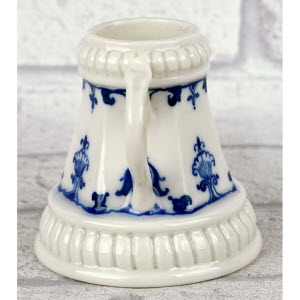 Paire_de_PETITS_BOUGEOIRS-Porcelaine_de_Didier_GARDILLOU-2010