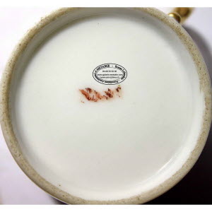 Paris_Nast_Tasse_et_soucoupe_fleurs__3