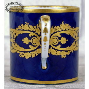 Porcelaine_de_SEVRES-Tasse-Paysages-4