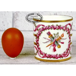 SEVRES-GRANDE_TASSE_A_CHOCOLAT-4