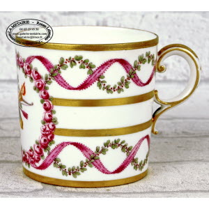SEVRES-GRANDE_TASSE_A_CHOCOLAT-5