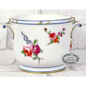 SEVRES-RAFRAICHISSOIR_a_VERRE-XVIIIe-3