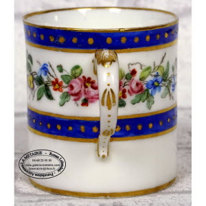 SEVRES-TASSE_et_sa_SOUCOUPE-3