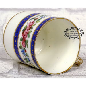 SEVRES-TASSE_et_sa_SOUCOUPE-6