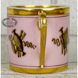 TASSE_et_sa_SOUCOUPE-Auberge-PARIS-4