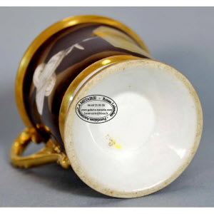 Tasse_de_porcelaine_de_PARIS_9
